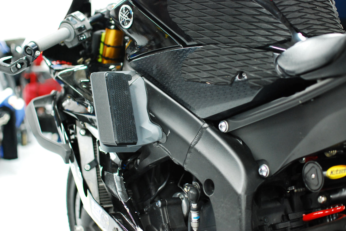 Adjustable Kneestop Kit: Yamaha R6 17-23